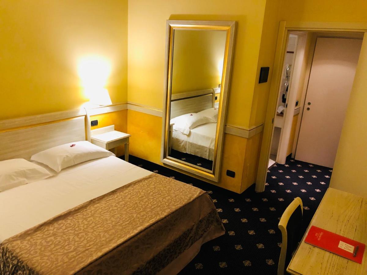 Hotel Malpensa Inn Aereoporto Tornavento  Екстериор снимка